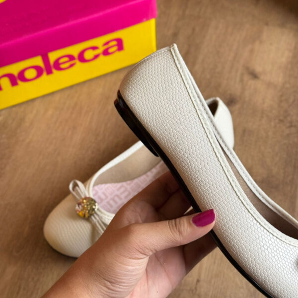 Sapatilha Moleca Detalhe Dourado 5726.135 - Imagem 3