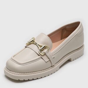 Mocassim Moleca Com Aplicação Decorativa Off-White