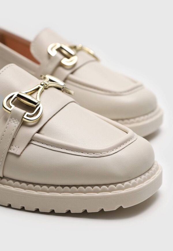 Mocassim Moleca Com Aplicação Decorativa Off-White - Imagem 4