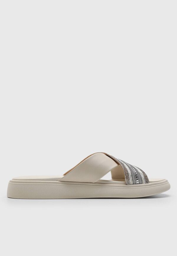 Rasteira Moleca Hotfix Off-White - Imagem 3